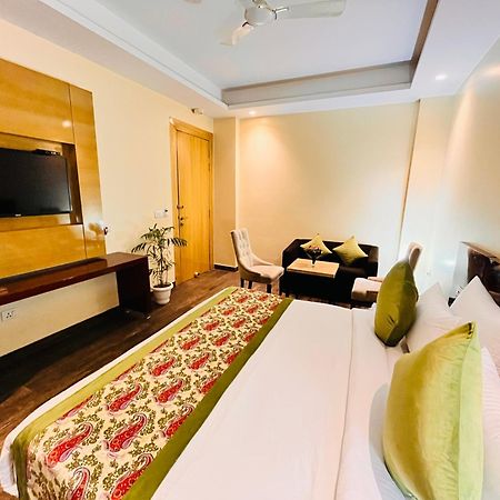 Hotel Banz Near Indira Gandhi Airport Delhi New Delhi Eksteriør bilde