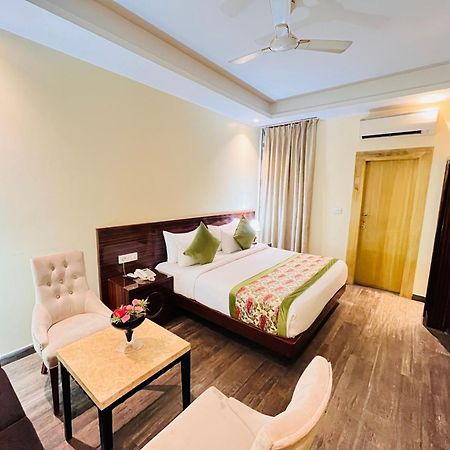 Hotel Banz Near Indira Gandhi Airport Delhi New Delhi Eksteriør bilde
