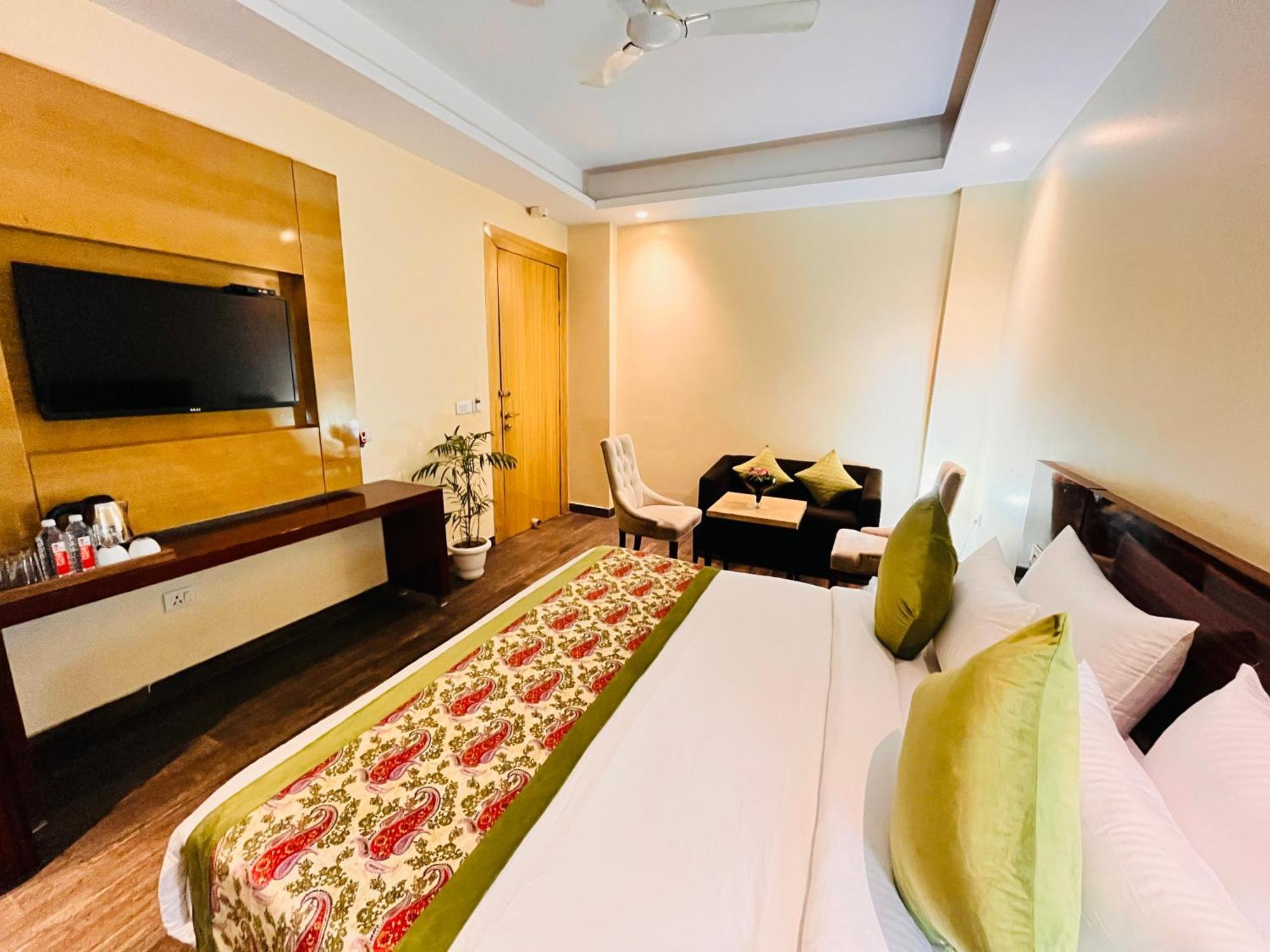 Hotel Banz Near Indira Gandhi Airport Delhi New Delhi Eksteriør bilde