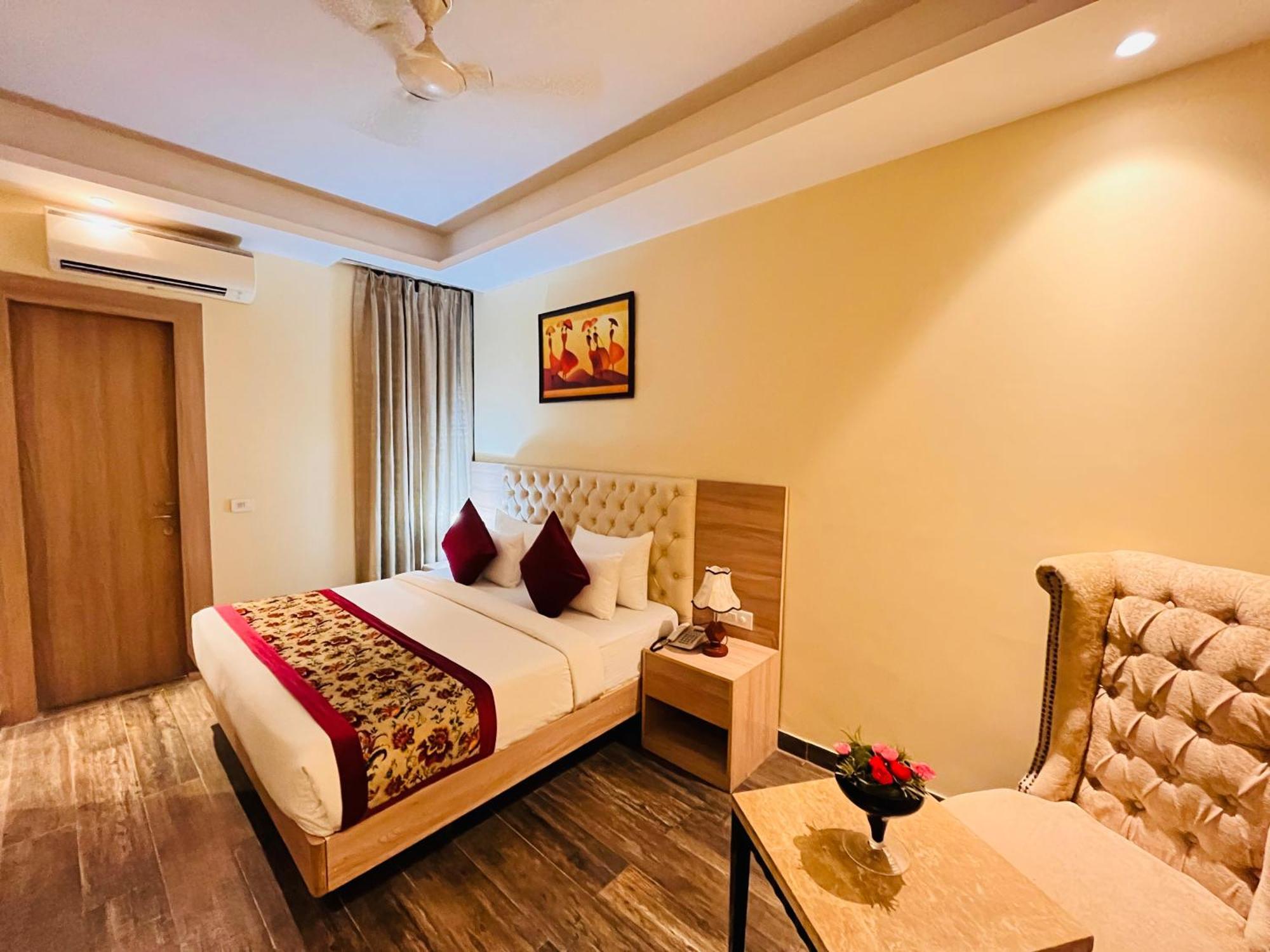 Hotel Banz Near Indira Gandhi Airport Delhi New Delhi Eksteriør bilde