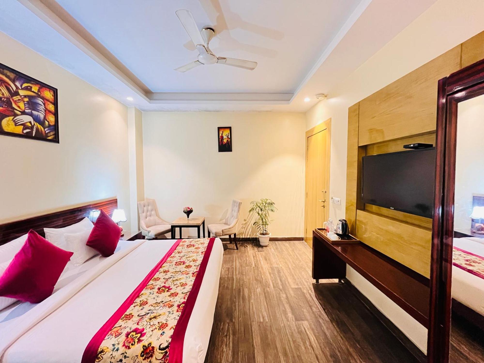 Hotel Banz Near Indira Gandhi Airport Delhi New Delhi Eksteriør bilde