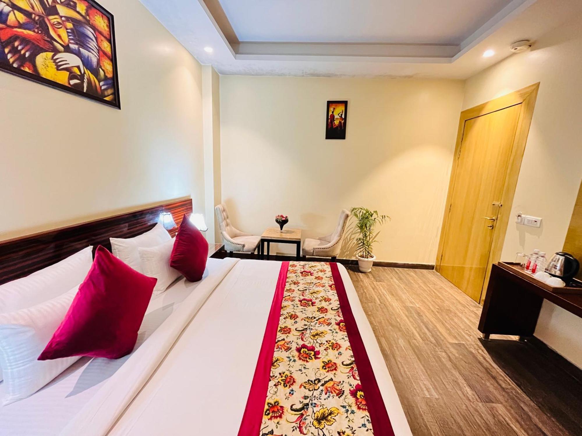 Hotel Banz Near Indira Gandhi Airport Delhi New Delhi Eksteriør bilde