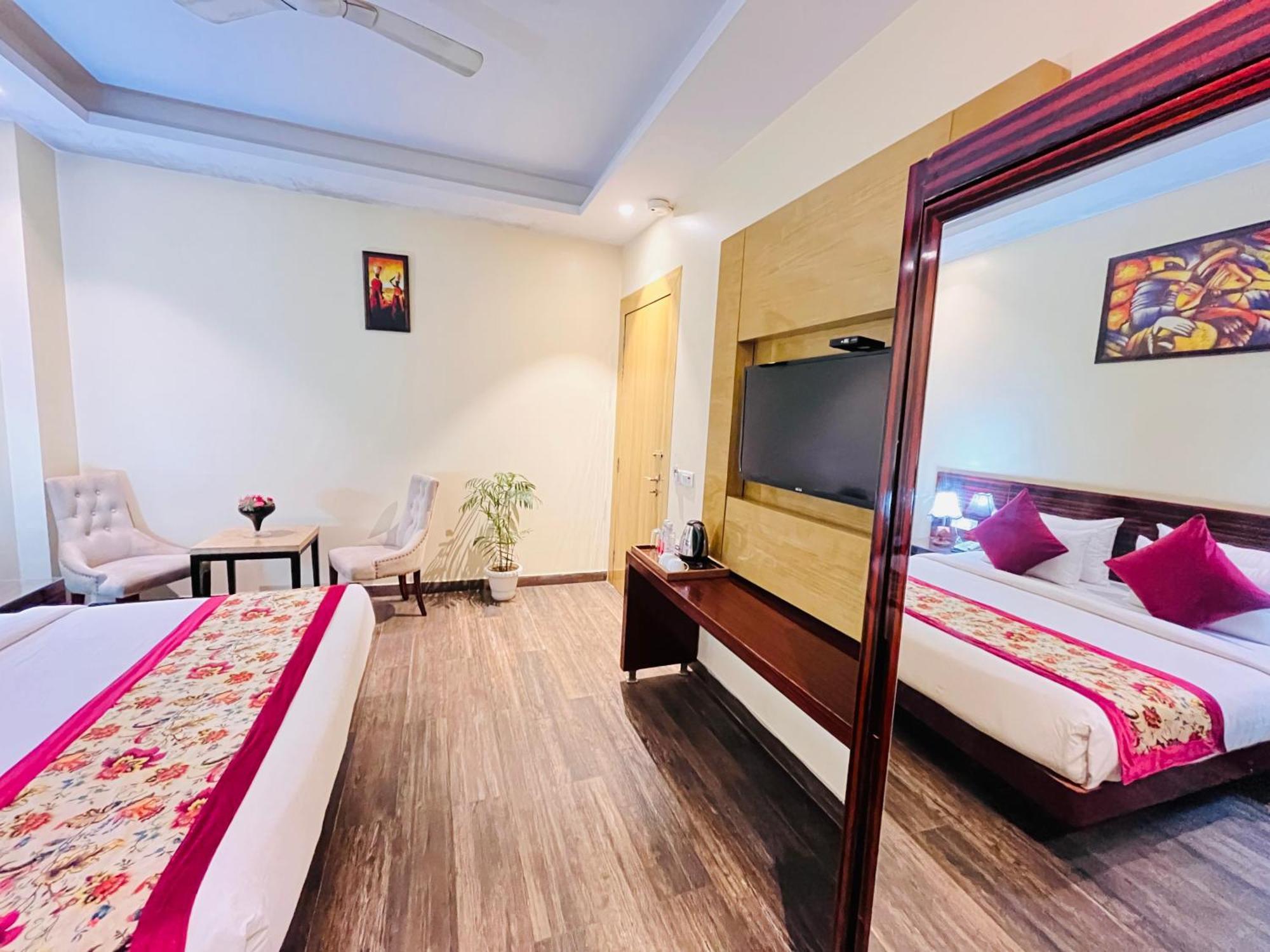 Hotel Banz Near Indira Gandhi Airport Delhi New Delhi Eksteriør bilde