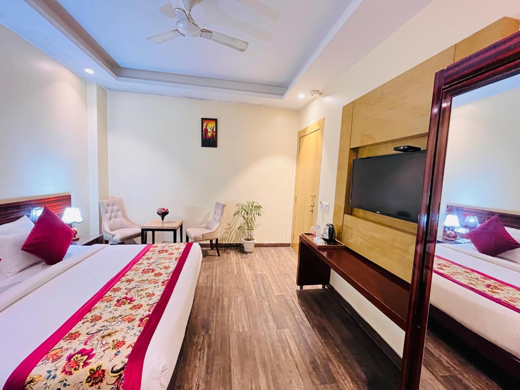Hotel Banz Near Indira Gandhi Airport Delhi New Delhi Eksteriør bilde