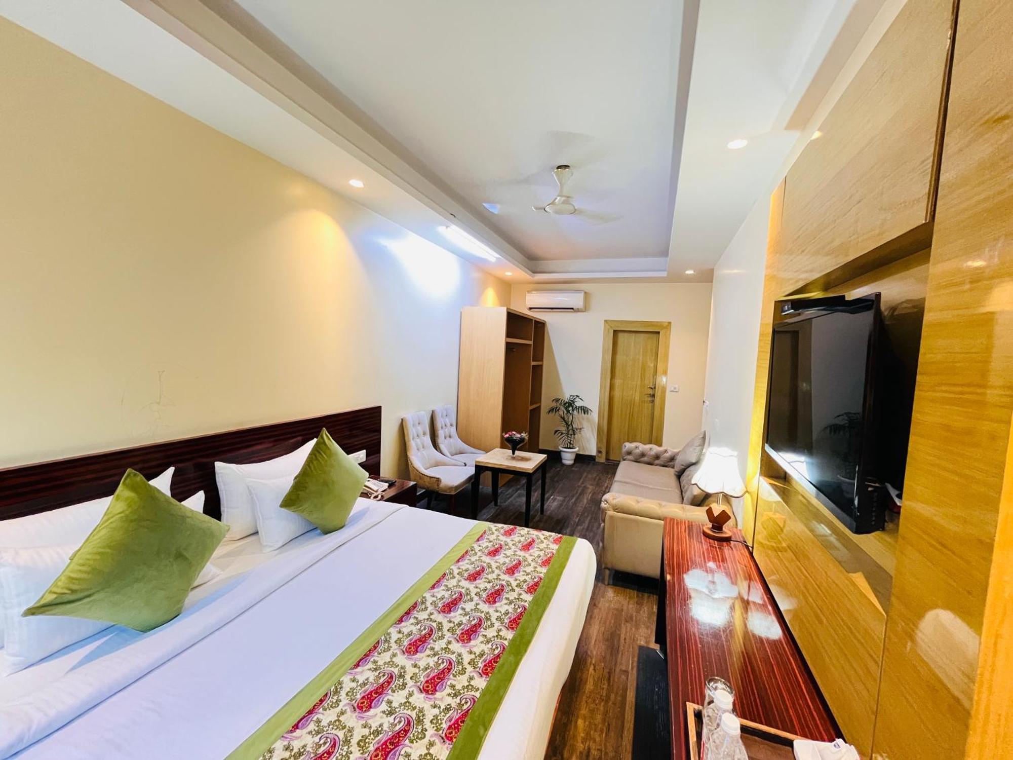 Hotel Banz Near Indira Gandhi Airport Delhi New Delhi Eksteriør bilde