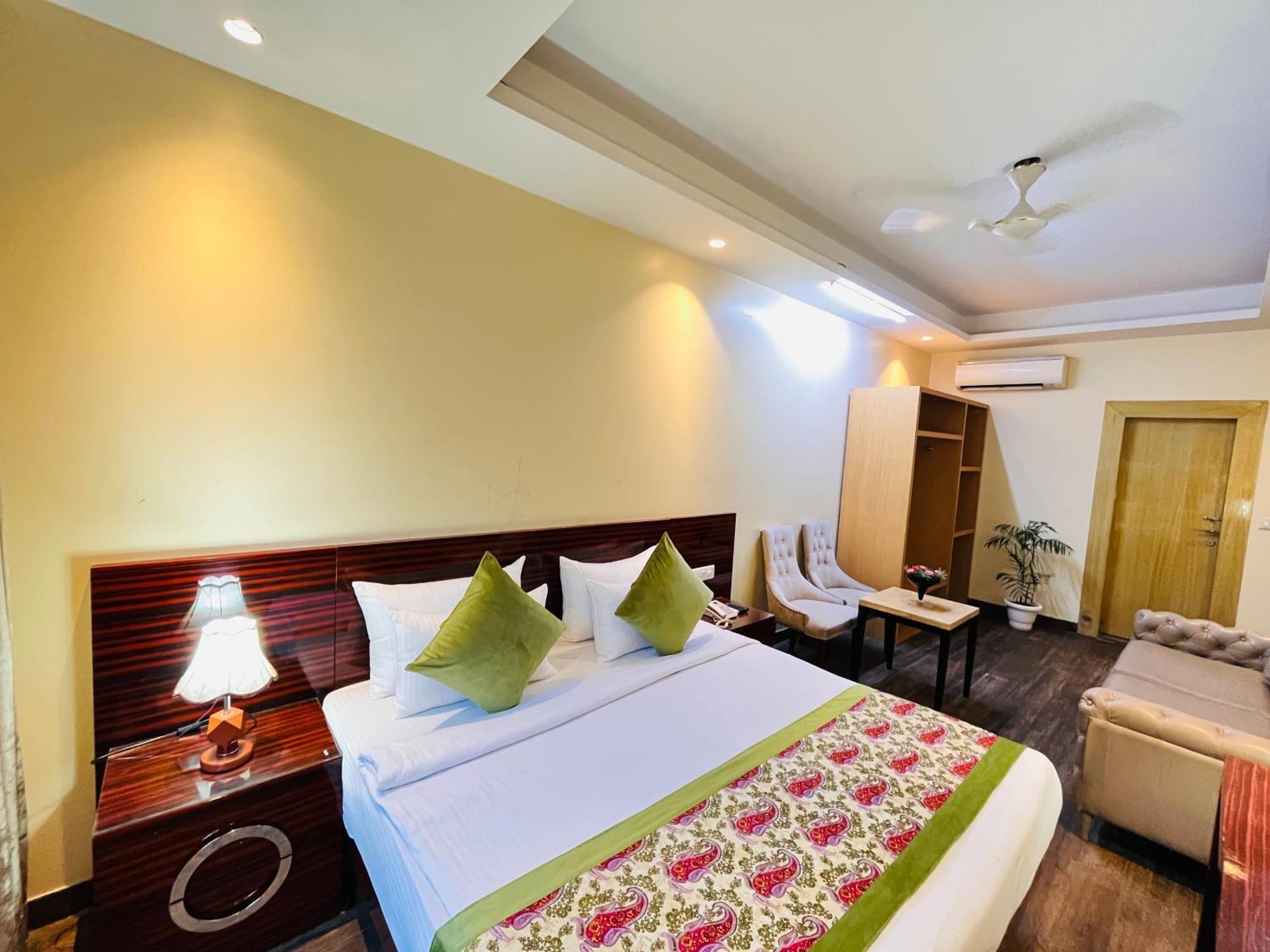 Hotel Banz Near Indira Gandhi Airport Delhi New Delhi Eksteriør bilde