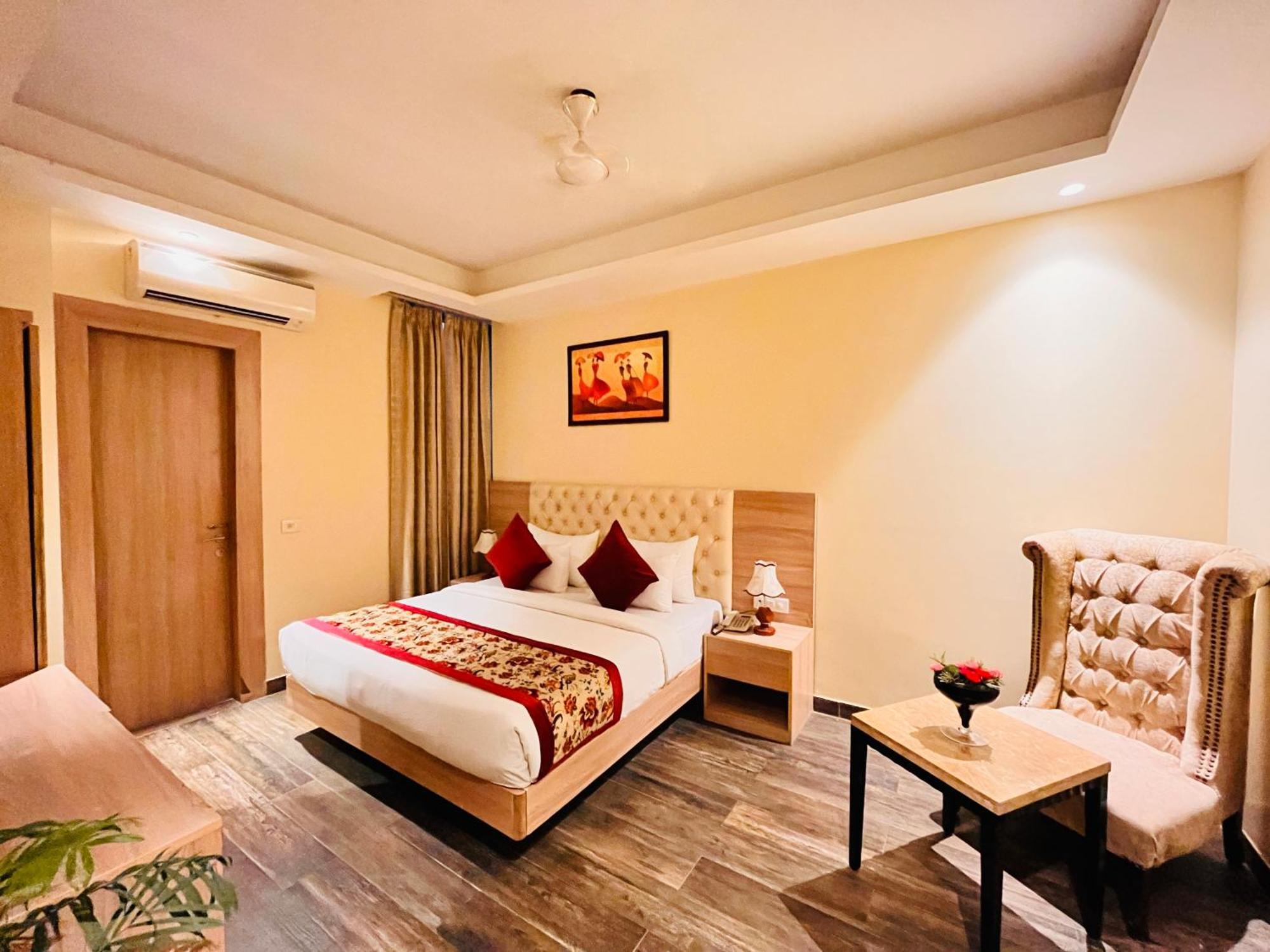 Hotel Banz Near Indira Gandhi Airport Delhi New Delhi Eksteriør bilde