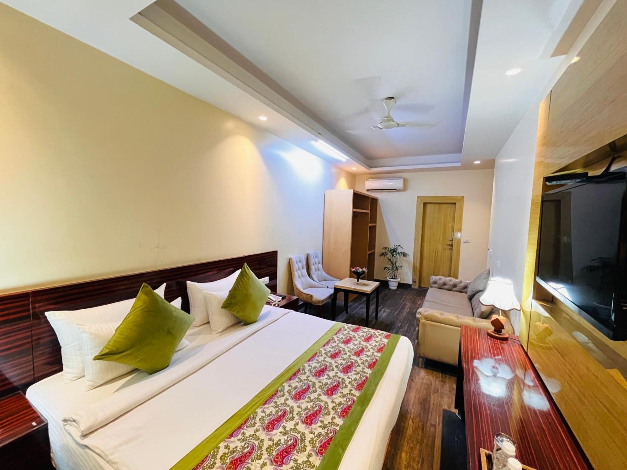 Hotel Banz Near Indira Gandhi Airport Delhi New Delhi Eksteriør bilde