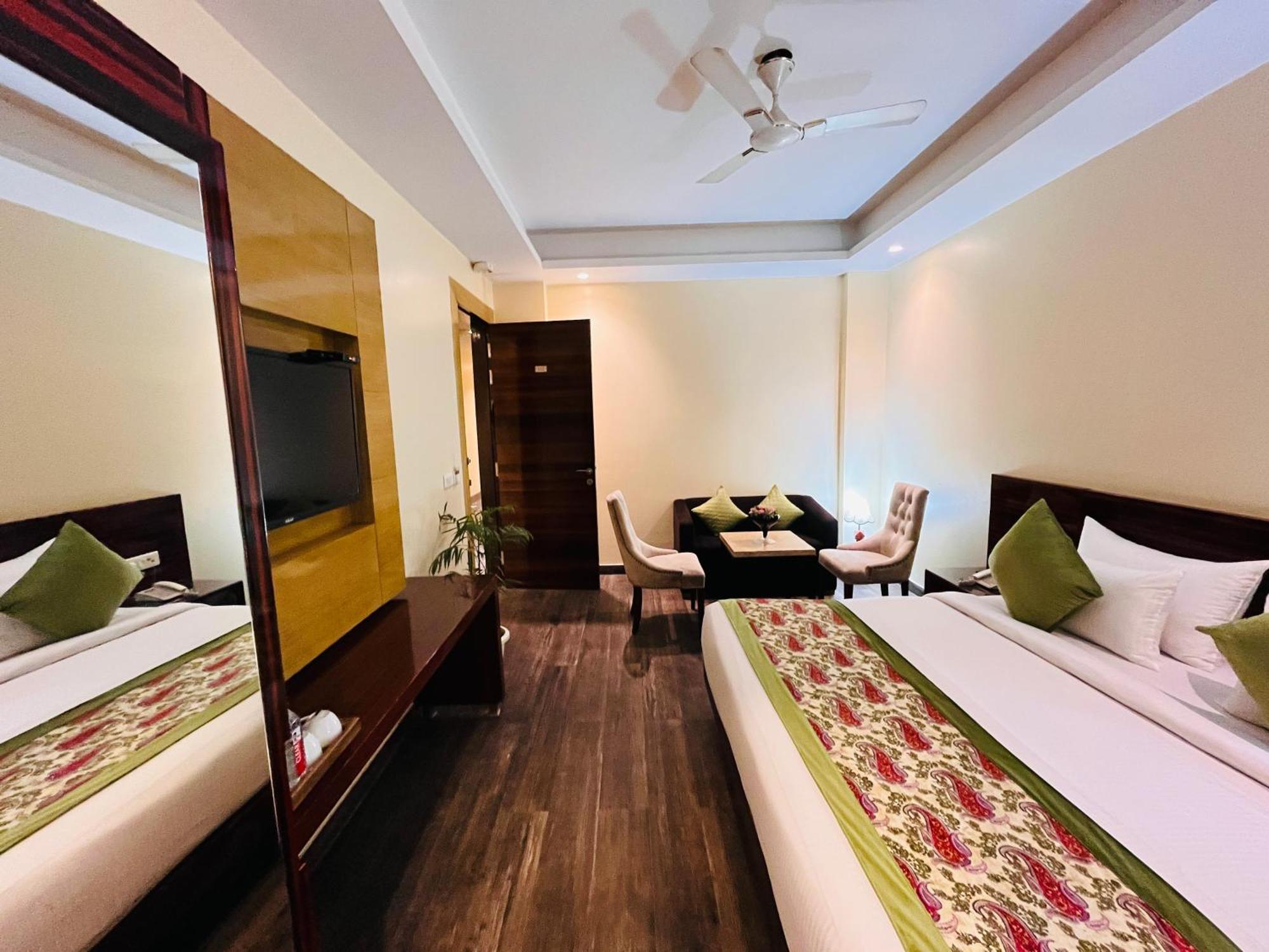 Hotel Banz Near Indira Gandhi Airport Delhi New Delhi Eksteriør bilde
