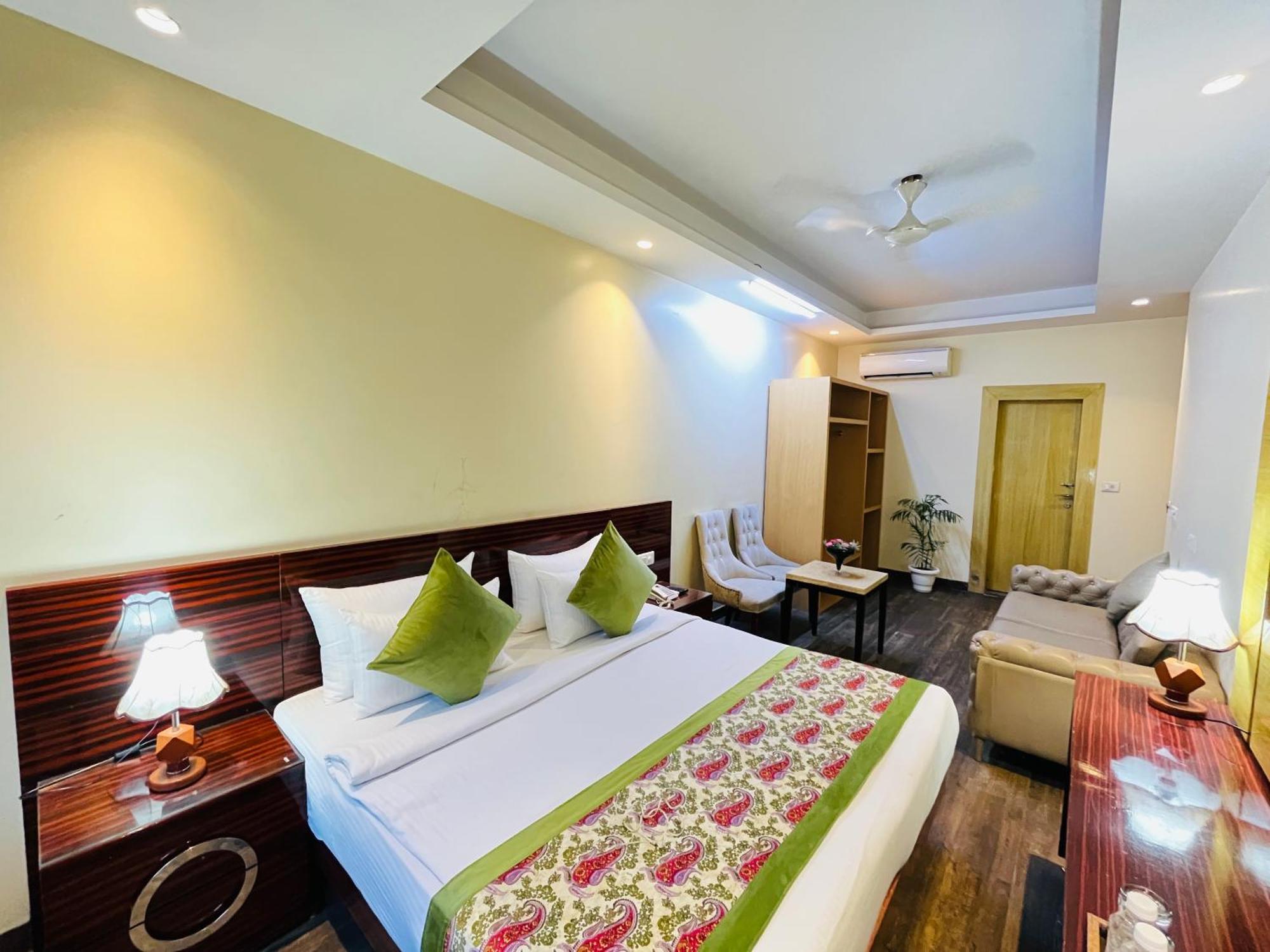 Hotel Banz Near Indira Gandhi Airport Delhi New Delhi Eksteriør bilde
