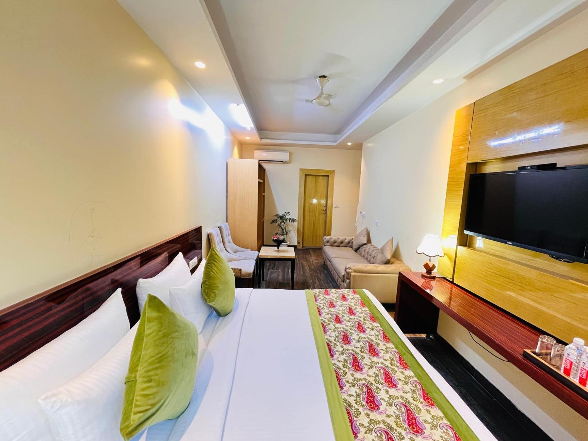 Hotel Banz Near Indira Gandhi Airport Delhi New Delhi Eksteriør bilde