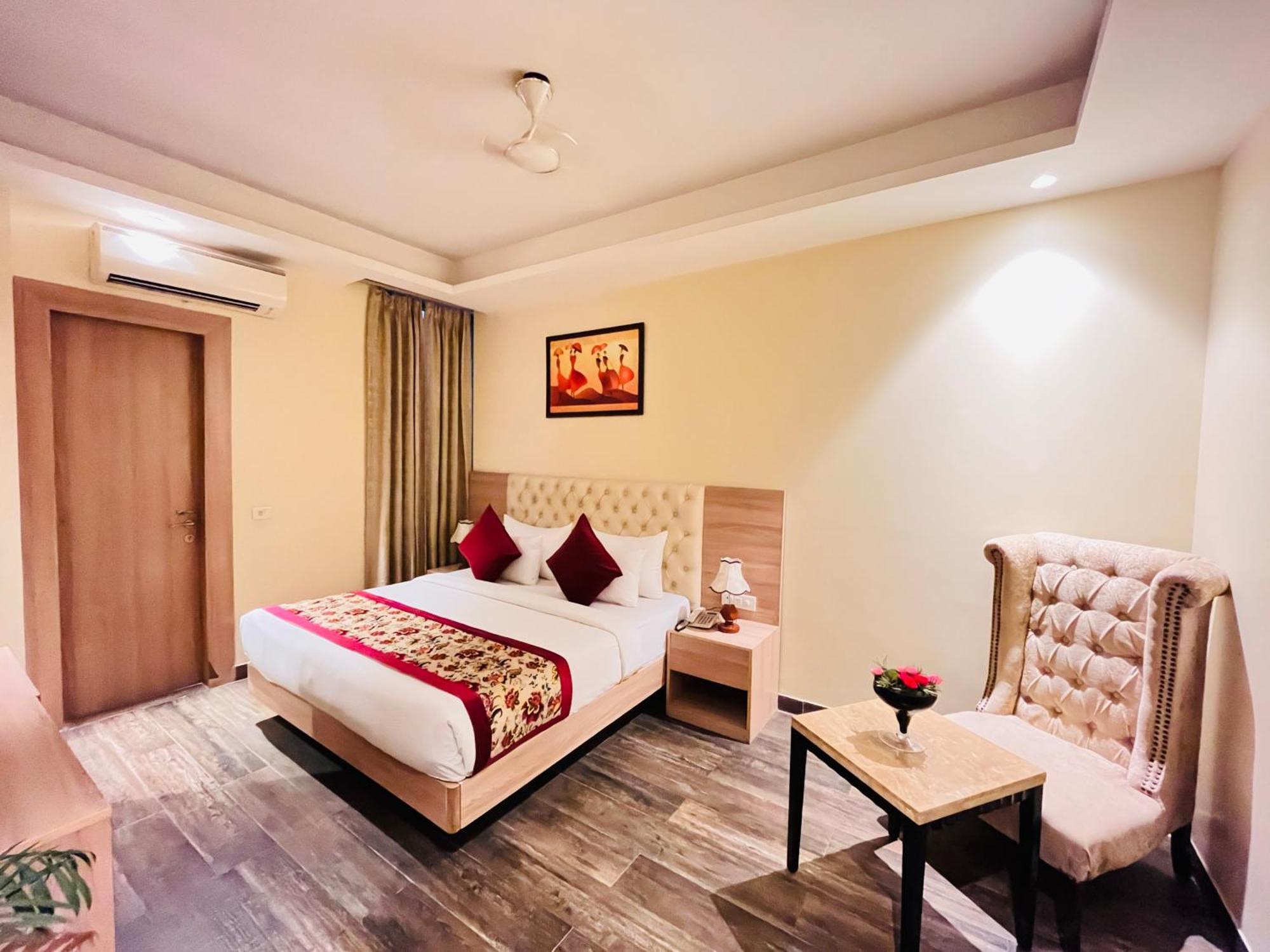 Hotel Banz Near Indira Gandhi Airport Delhi New Delhi Eksteriør bilde