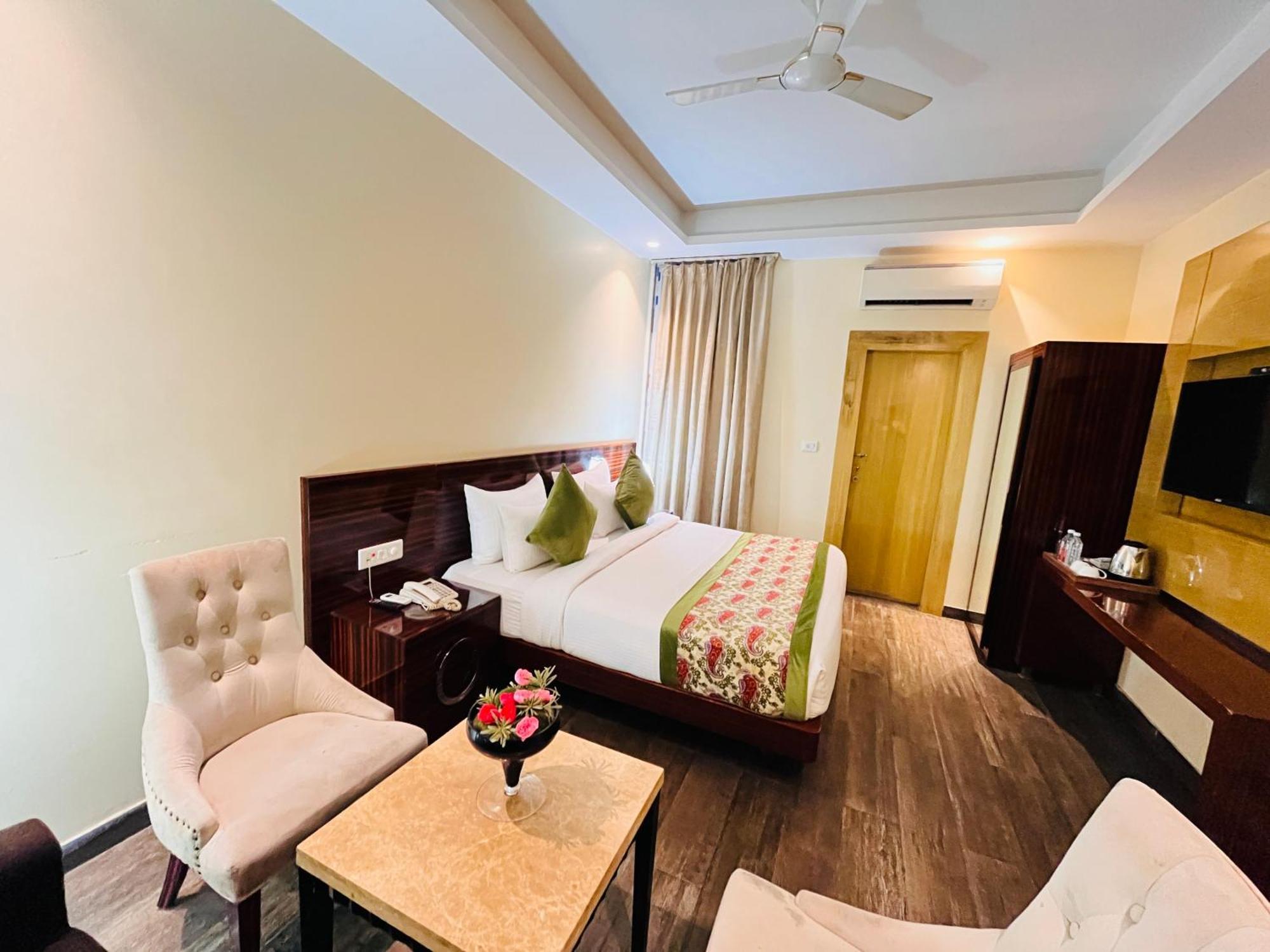 Hotel Banz Near Indira Gandhi Airport Delhi New Delhi Eksteriør bilde