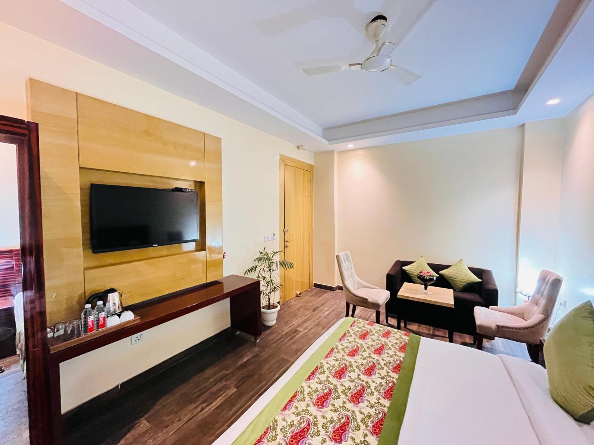 Hotel Banz Near Indira Gandhi Airport Delhi New Delhi Eksteriør bilde